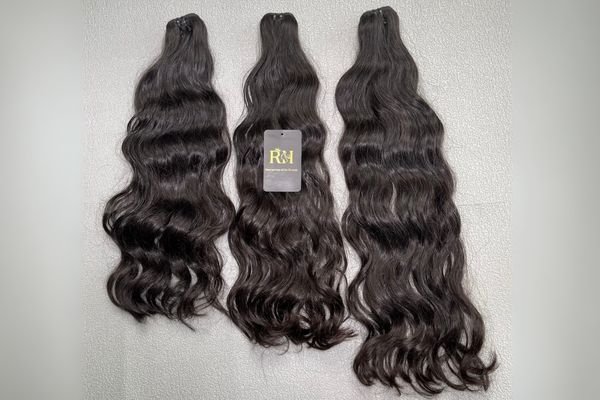Choosing the Right Extensions for Shoulder Length Hair