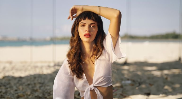 How to Wear the Messy Girl Trend by Hair Type