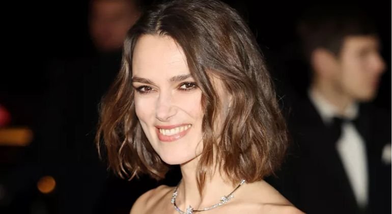 Side Swept Bangs