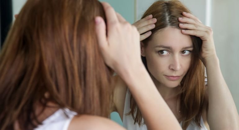 Fixing a sour or musty wig smell from regular wear