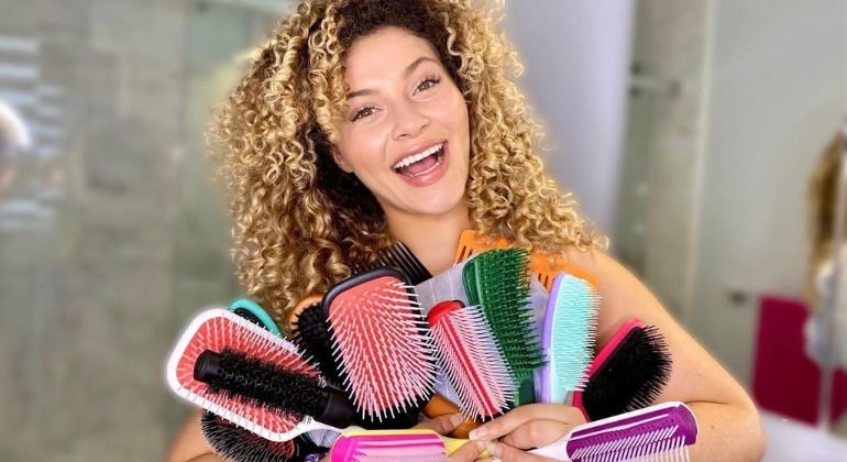 What Is the Best Brush for Curly Hair